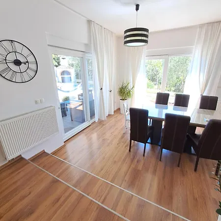 House Meri *